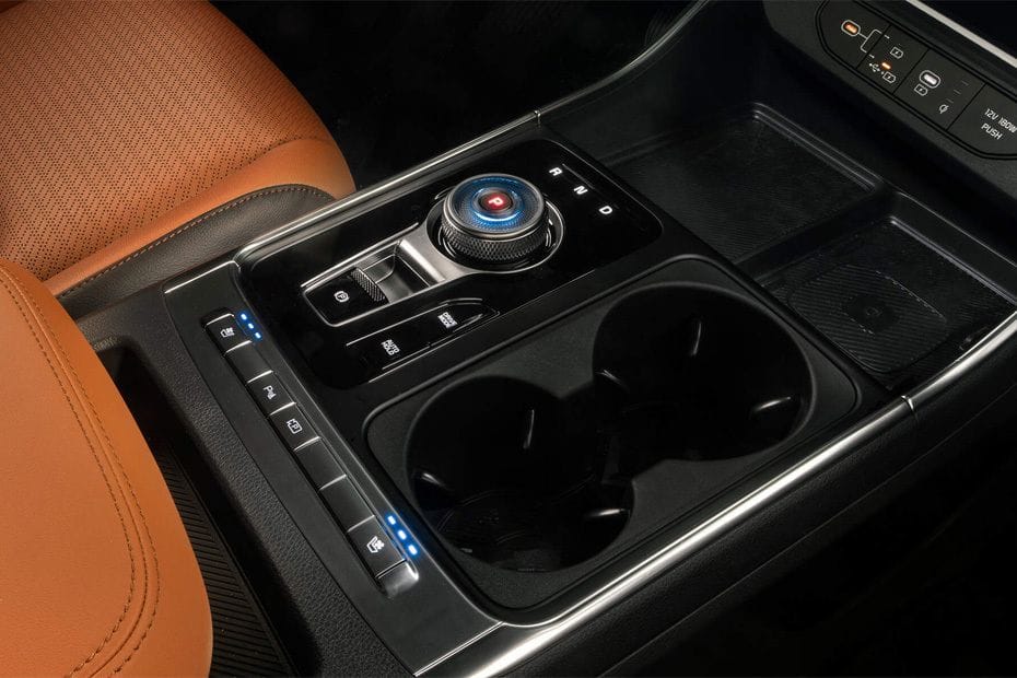 Center Controls of KIA Carnival
