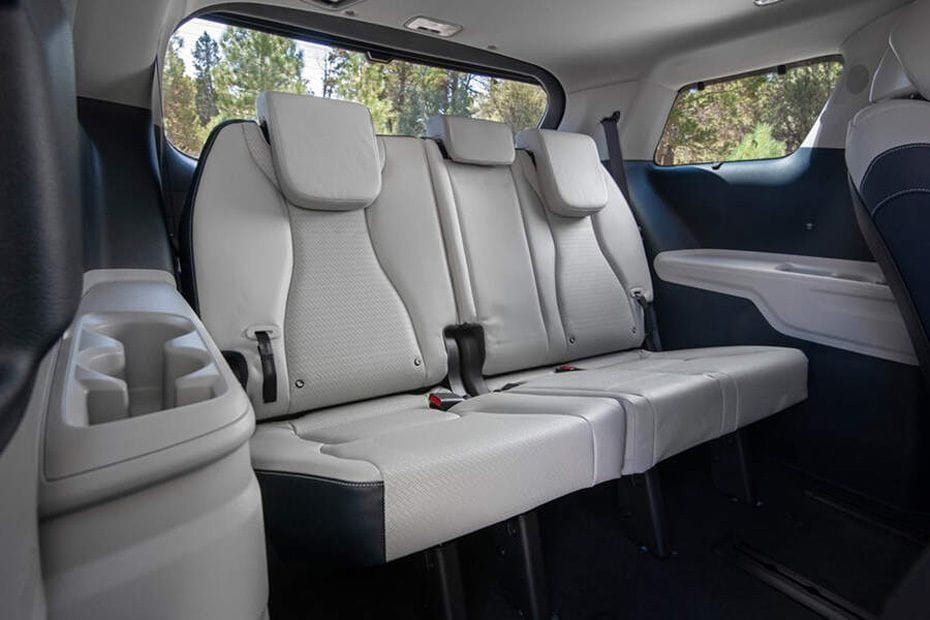 KIA Carnival Rear Seats
