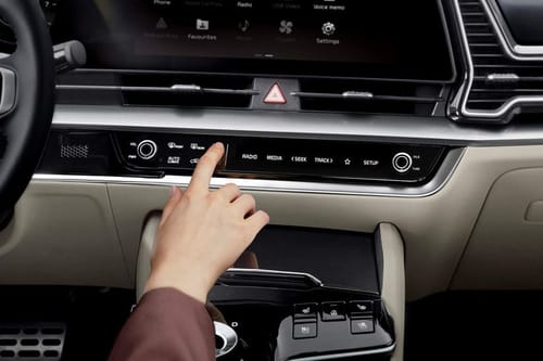 Front AC Controls of كيا Sportage