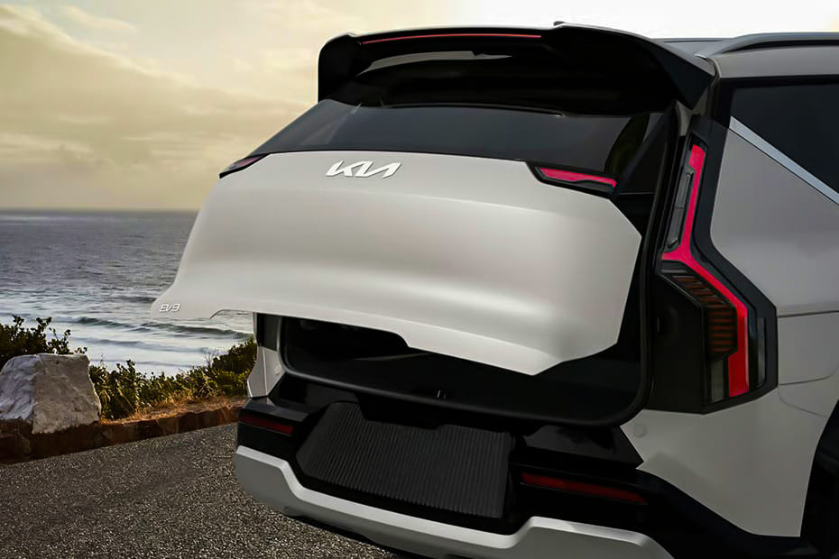 EV9 Trunk Open