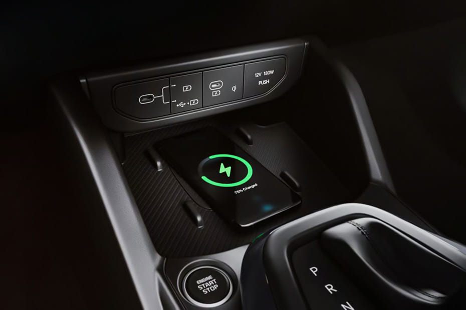 Power Accessories Outlet View of KIA K4