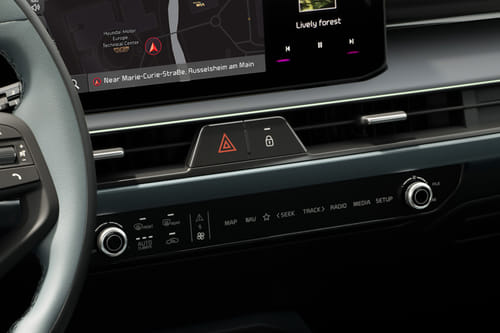 Front AC Controls of كيا ستونيك