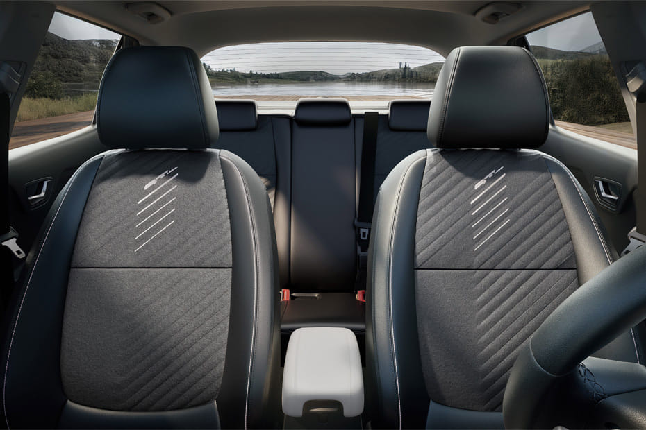 ستونيك Front Seats