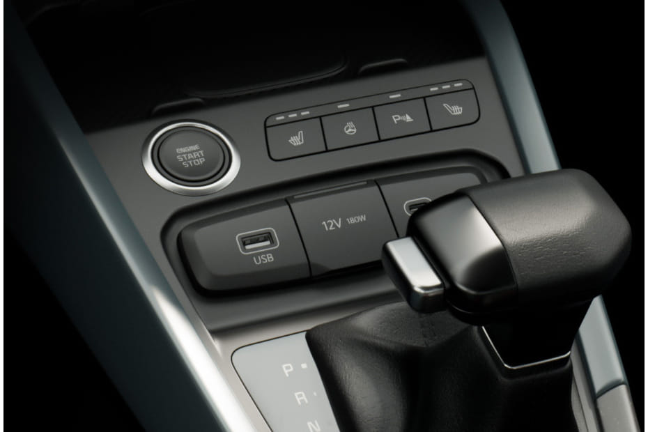 Power Accessories Outlet View of كيا ستونيك