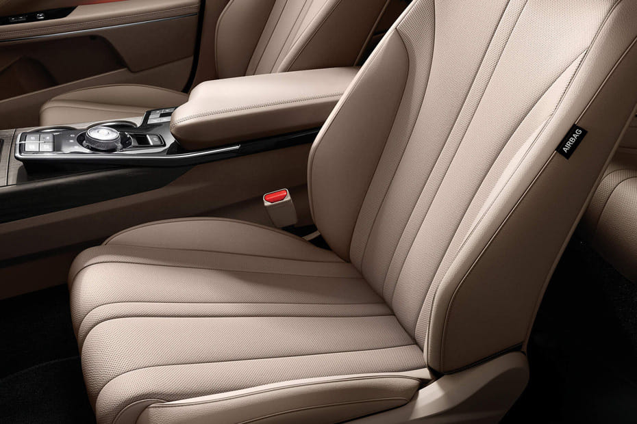 K8 Hybrid Front Seats
