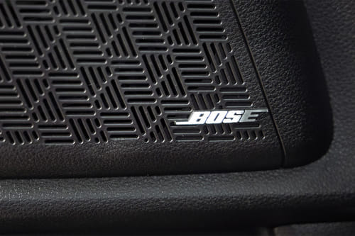 Speakers View of KIA Carnival Hybrid