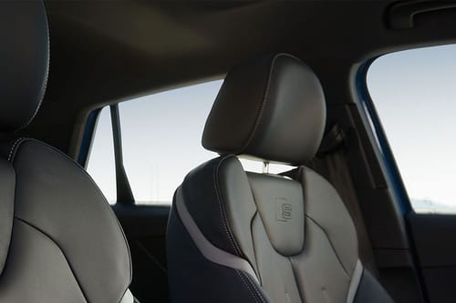 Q2 Front Seat Headrest