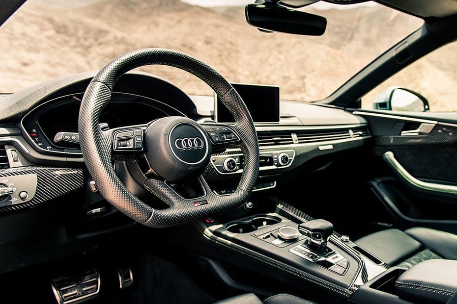 Dashboard View of آر إس 5 كوبيه