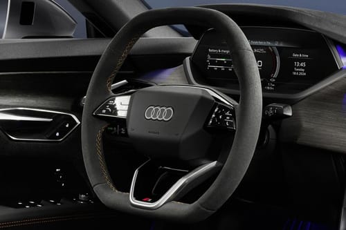 أودي إي-ترون جي تي Steering Wheel
