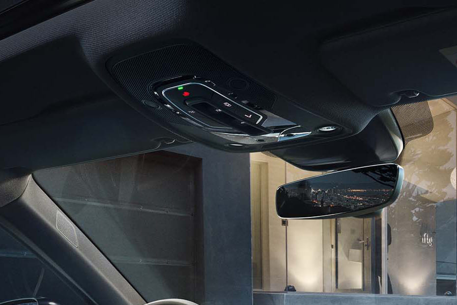 RS6 Avant Courtesy Lamps