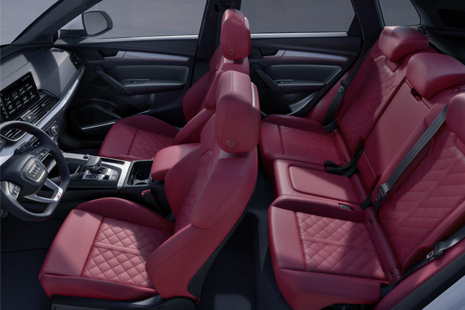 Audi SQ5 Front And Rear Seats Together