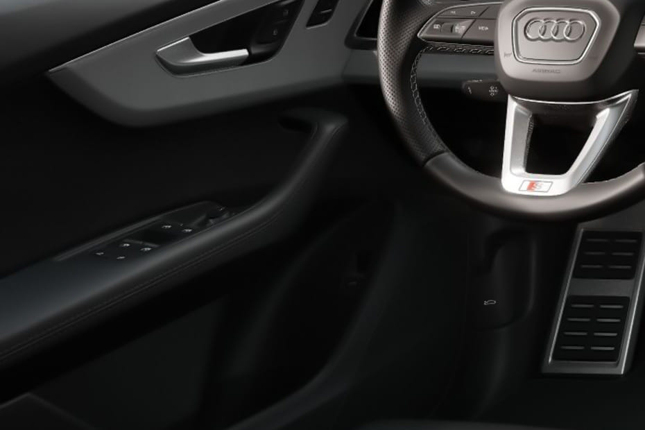 Audi SQ8 Drivers Side In Side Door Controls