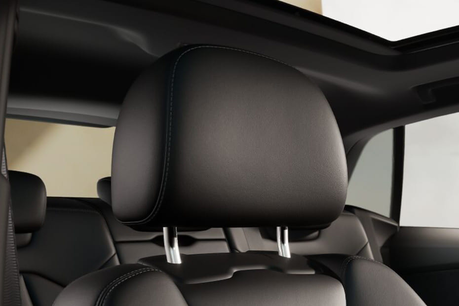 SQ8 Front Seat Headrest