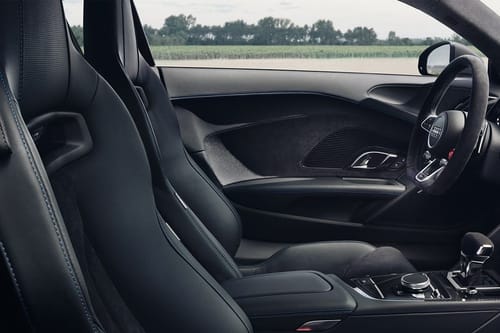 R8 Front Seats
