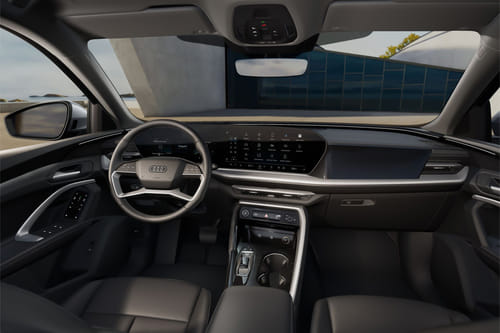 Dashboard View of Q5 Sportback