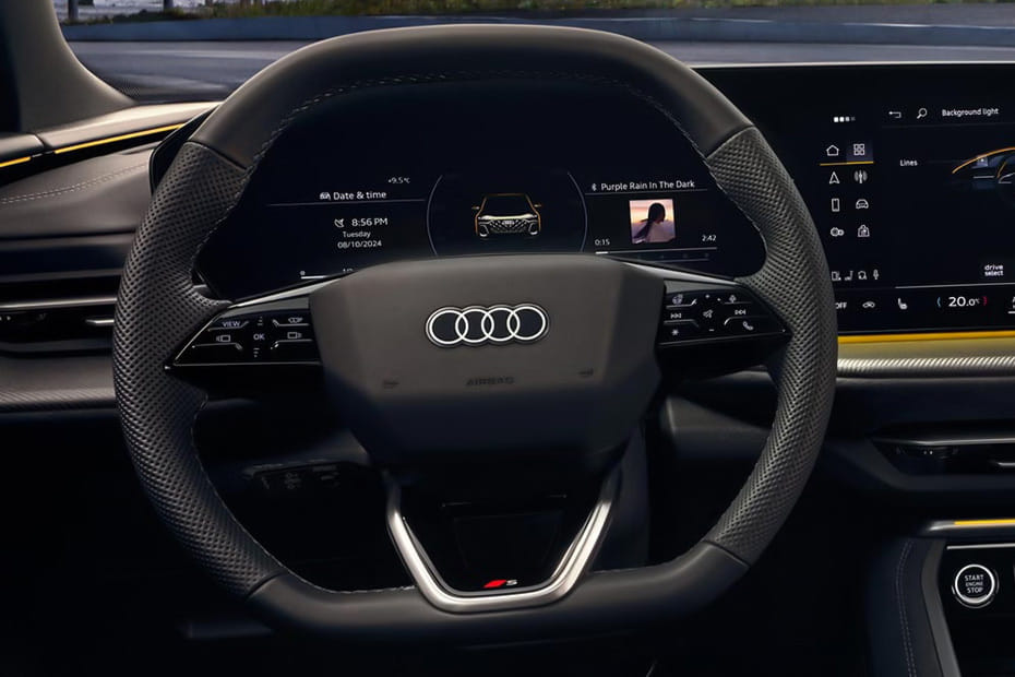 أودي كيو 5 سبورتباك Steering Wheel