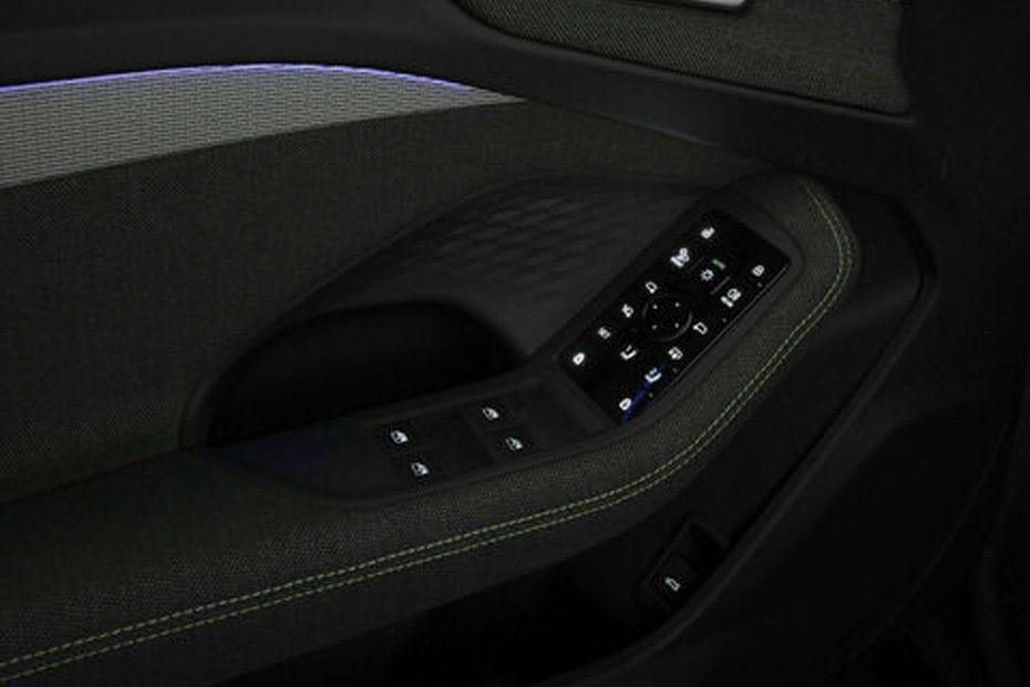 Audi A5 Sedan Drivers Side In Side Door Controls