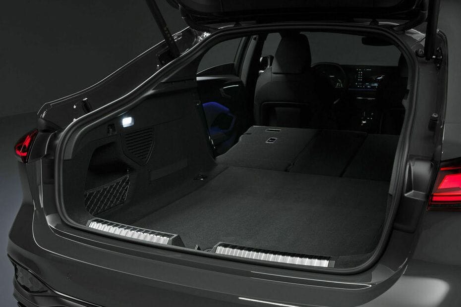 Folding Seats of Audi A5 Sedan