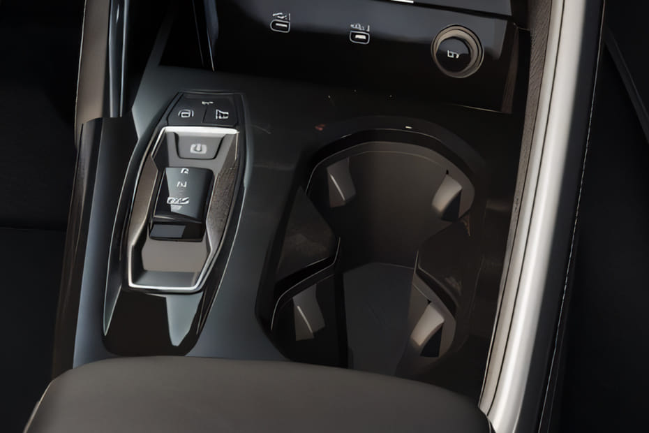 كيو 5  Cup Holders