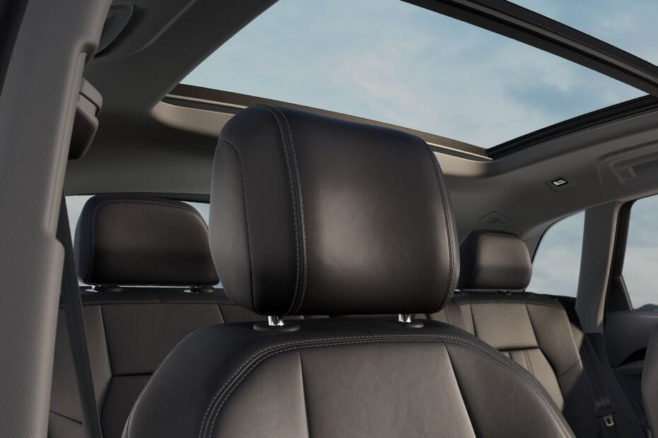 Q5 Front Seat Headrest