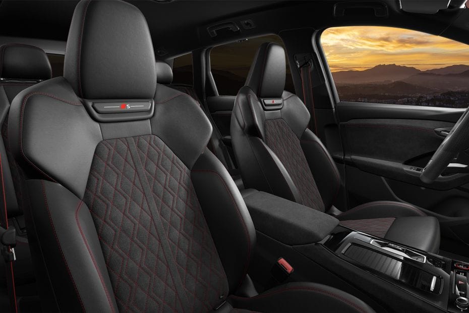 SQ6 E-Tron Front Seats