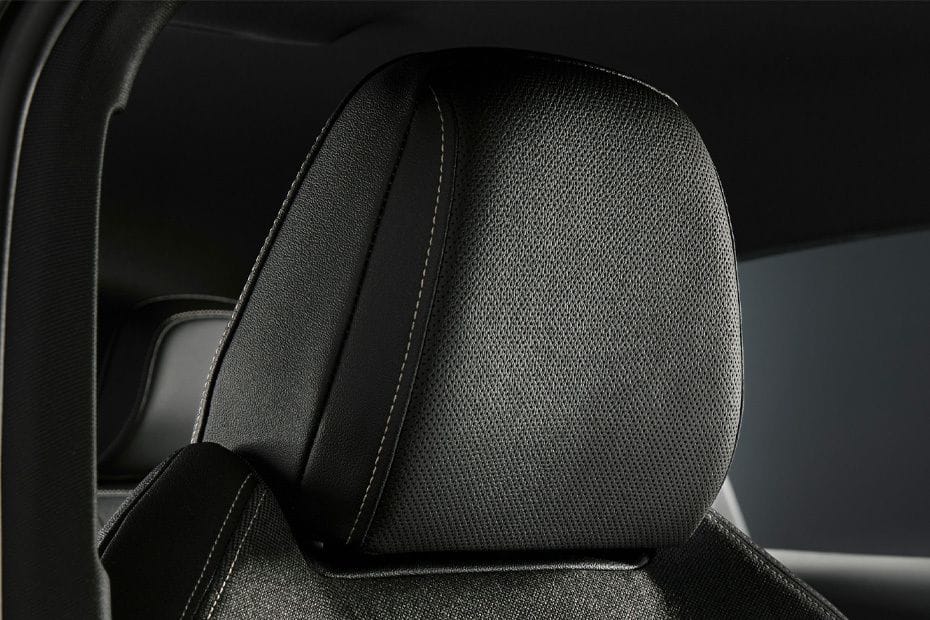 أيه 6 إي-ترون Front Seat Headrest