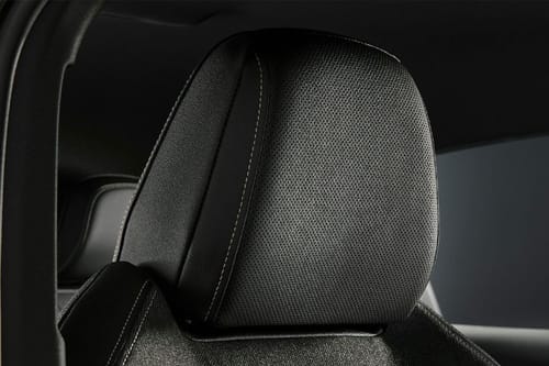 أيه 6 إي-ترون Front Seat Headrest