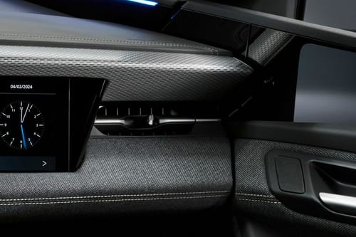 أيه 6 إي-ترون Front Side Ac Vents