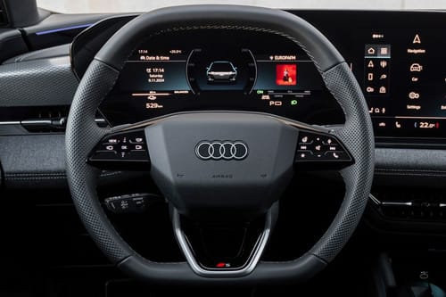 أودي أيه 6 إي-ترون Steering Wheel