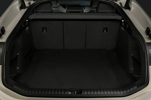 Storage Closer View of أودي أيه 6 إي-ترون