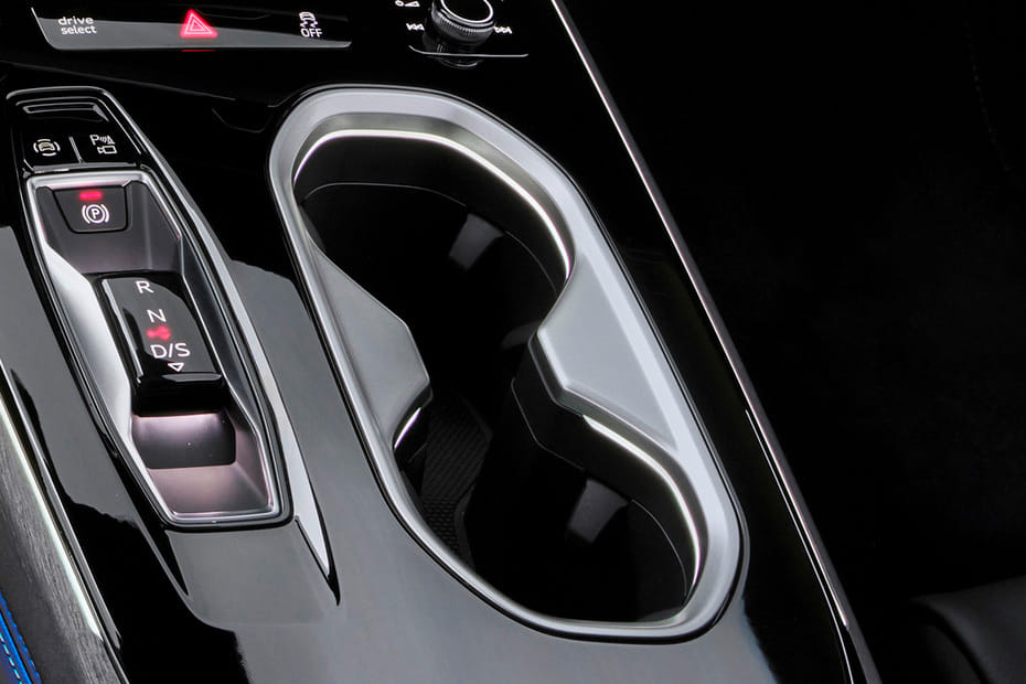 A6 Cup Holders