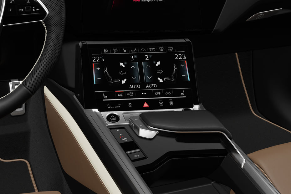 Q8 e-tron Center Console