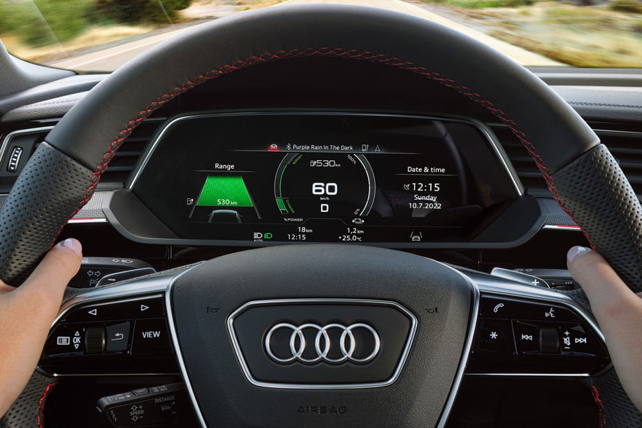 Q8 إي-ترون TachoMeter