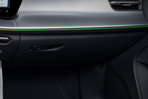 أودي كيو 3 2026 Glove Box