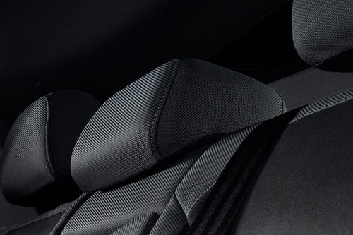 كيو 3 2026 Rear Seat Head rest