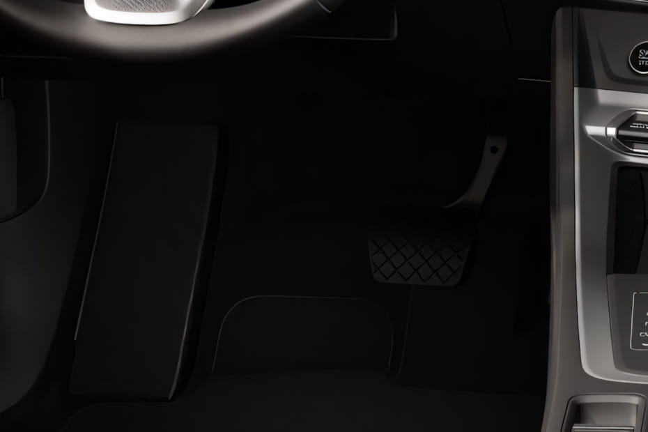 Q3 Richbrook Competition Foot Pedal Set