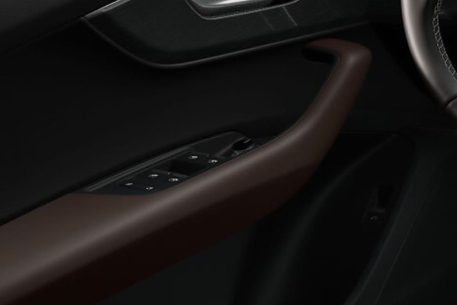 Audi Q7 Drivers Side In Side Door Controls