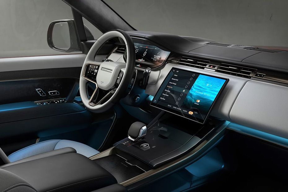 Dashboard View of Range Rover Sport