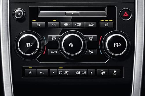 Side AC Controls of Land Rover Discovery Sport