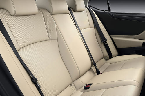 Lexus ES Rear Seats