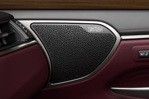 Speakers View of Lexus ES 2026