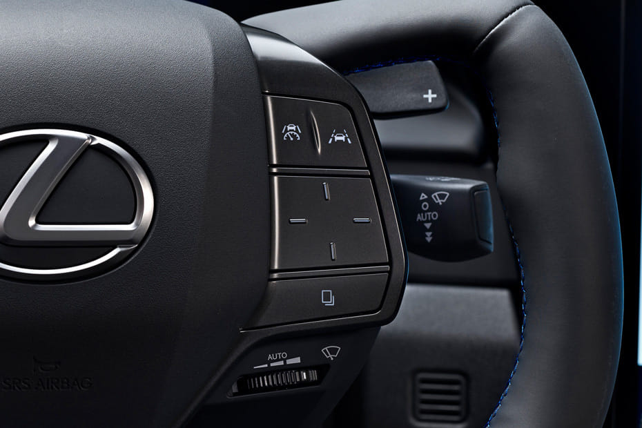 لكزس آر زد Multi Function Steering