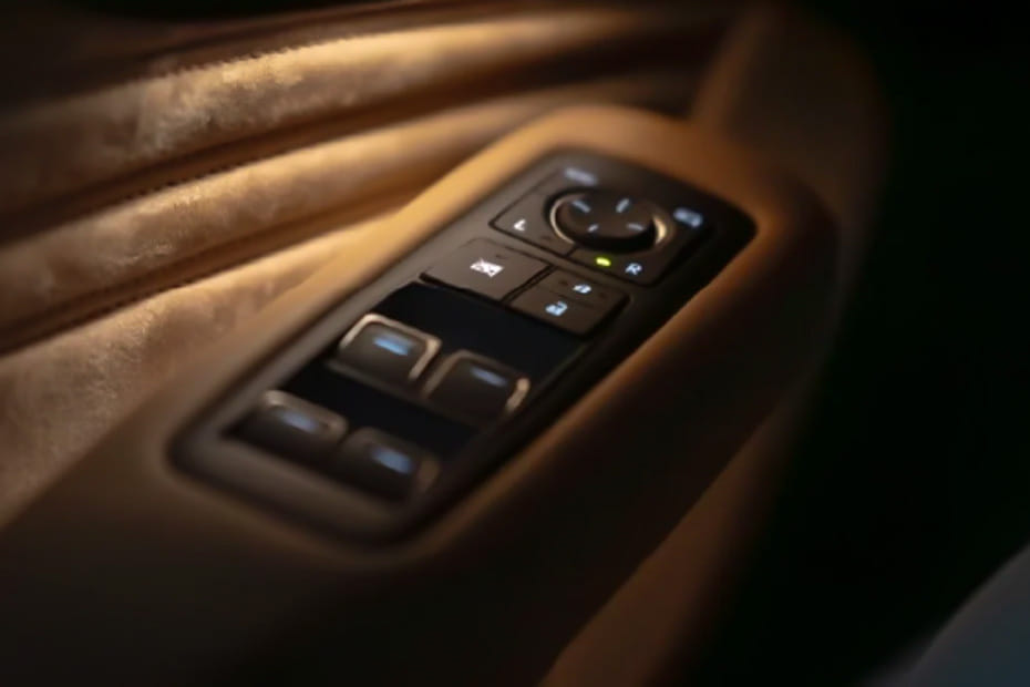 Lexus LS Drivers Side In Side Door Controls