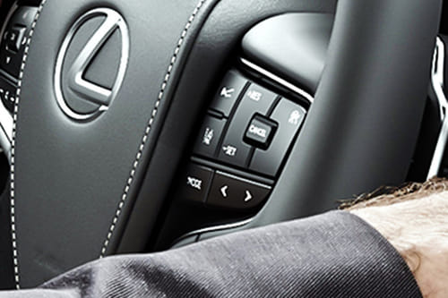لكزس LS Multi Function Steering