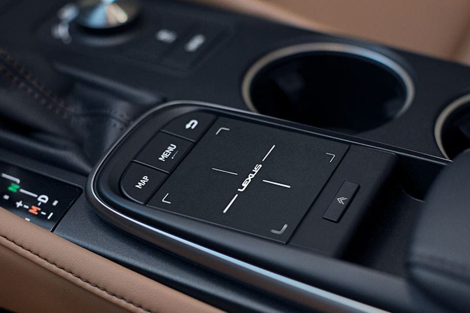 Center Controls of لكزس RC