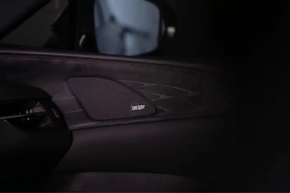 Speakers View of Lexus RX