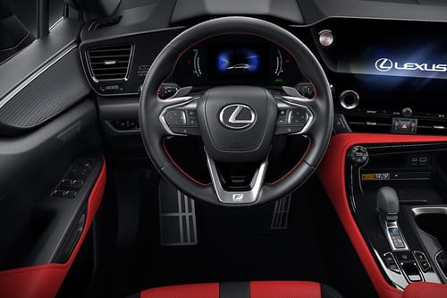 لكزس نكس Rear Seats