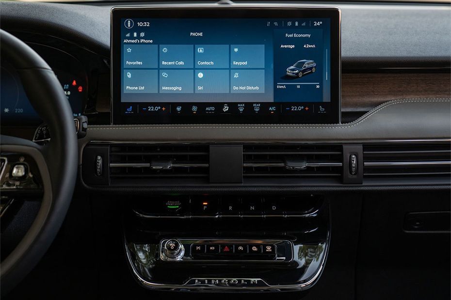 Front AC Controls of Lincoln Corsair