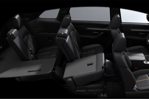 مازدا CX-90 Front And Rear Seats Together