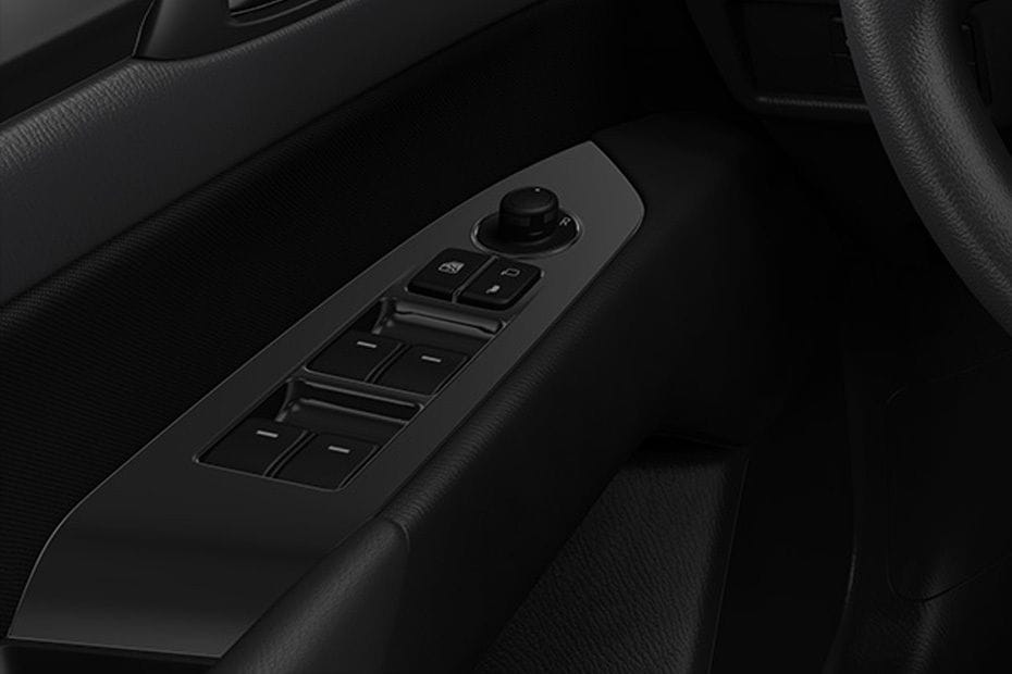 مازدا سي اكس-5 Drivers Side In Side Door Controls